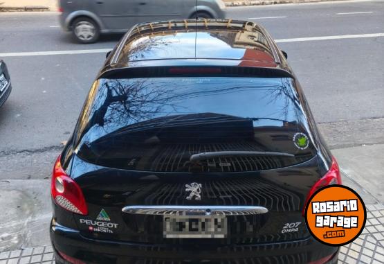 Autos - Peugeot 207 2011 Nafta 150000Km - En Venta
