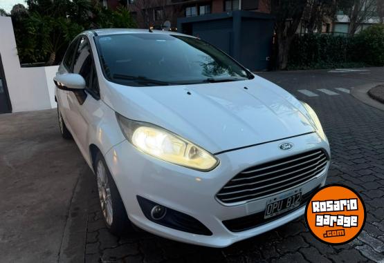 Autos - Ford Fiesta 2015 GNC 161000Km - En Venta