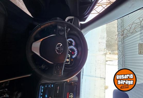 Autos - Toyota Yaris 2021 Nafta 80000Km - En Venta