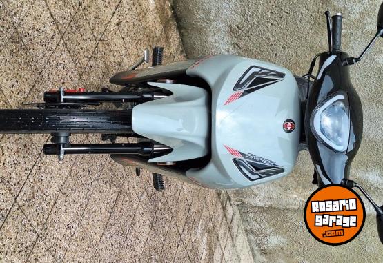 Motos - Gilera Smash 110 2026 Nafta 4700Km - En Venta