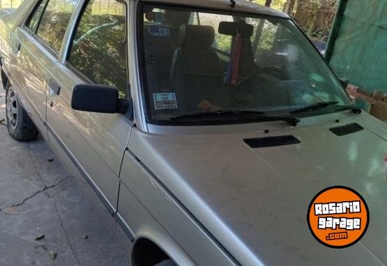 Autos - Renault Renault9 1,6 1993 GNC 111111Km - En Venta
