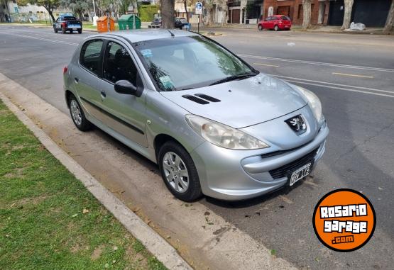 Autos - Peugeot 207 2013 GNC 178000Km - En Venta