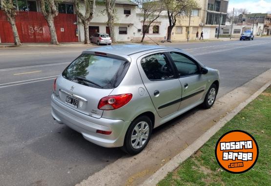 Autos - Peugeot 207 2013 GNC 178000Km - En Venta