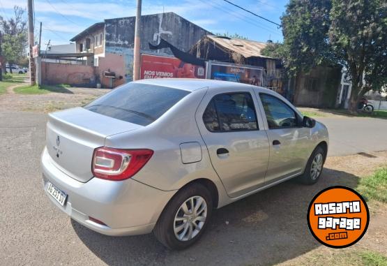 Autos - Renault Logan life 2024 GNC 36000Km - En Venta
