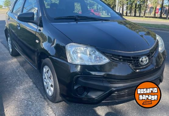 Autos - Toyota Etios X 2019 Nafta 128000Km - En Venta
