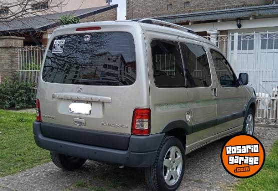 Utilitarios - Peugeot Partner Patagonica HDI 1. 2012 Diesel 185000Km - En Venta