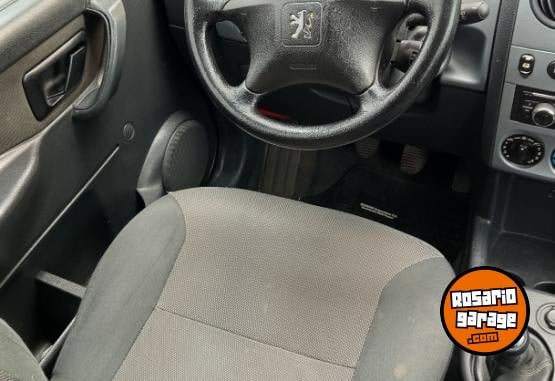 Utilitarios - Peugeot Partner Patagonica HDI 1. 2012 Diesel 185000Km - En Venta