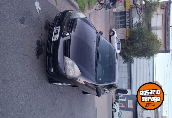 Autos - Renault Autentique 2012 Nafta 110000Km - En Venta