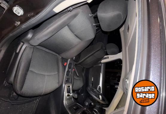Autos - Nissan Sentra SR 2016 Nafta 170000Km - En Venta