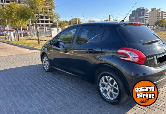 Autos - Peugeot 208 2016 Nafta 115000Km - En Venta