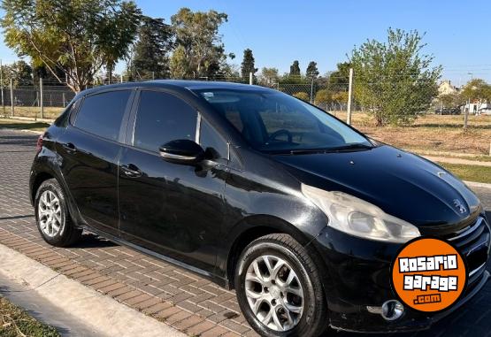 Autos - Peugeot 208 2016 Nafta 115000Km - En Venta