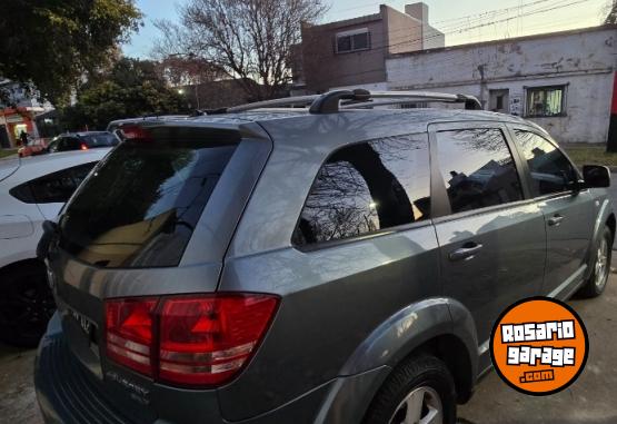Camionetas - Dodge Journey 2009 Nafta 195000Km - En Venta
