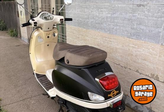 Motos - Zanella Styler Exclusive 2023 Nafta 31005Km - En Venta