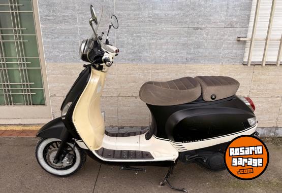 Motos - Zanella Styler Exclusive 2023 Nafta 31005Km - En Venta