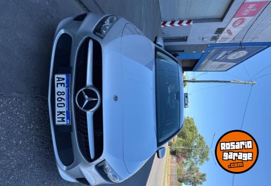 Autos - Mercedes Benz A200 2021 Nafta 77000Km - En Venta