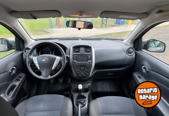 Autos - Nissan Versa 2019 Nafta 150000Km - En Venta