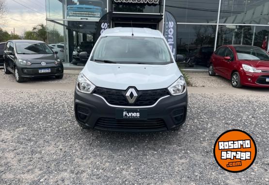 Utilitarios - Renault Kangoo express 5 asientos 2026 Nafta 0Km - En Venta