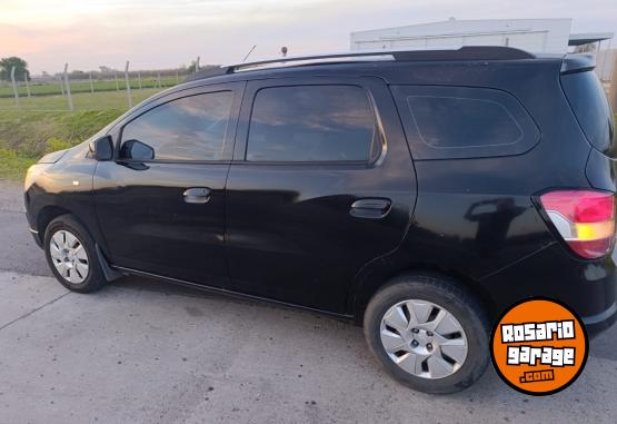 Autos - Chevrolet Spin lt 2014 Nafta 197000Km - En Venta