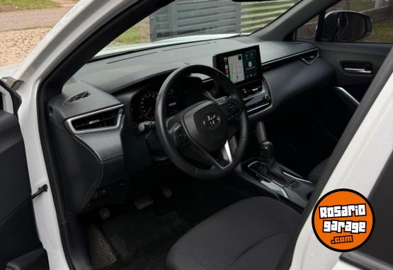 Autos - Toyota Corolla cross 2022 Nafta 32000Km - En Venta