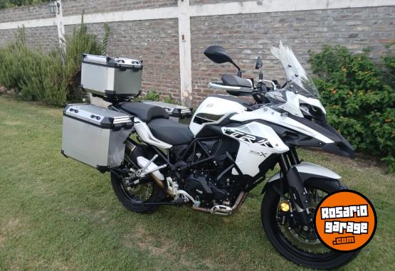 Motos - Benelli TRK 502 2023 Nafta 6000Km - En Venta