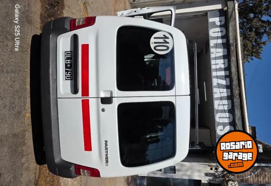 Utilitarios - Peugeot Partner 2014 Diesel 150000Km - En Venta
