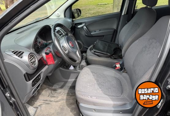 Autos - Fiat Palio Attractive 2017 Nafta 100000Km - En Venta