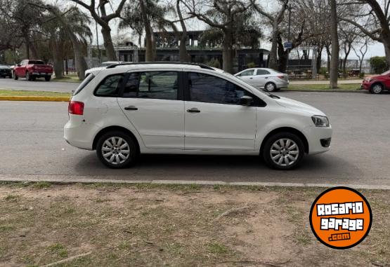 Autos - Volkswagen Suran Comforline 2014 GNC  - En Venta