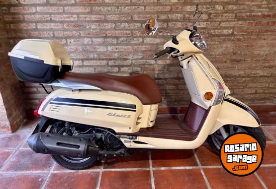 Motos - Kymco Like 2023 Nafta 8000Km - En Venta