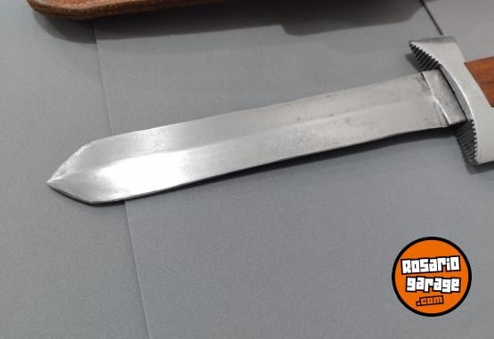 Otros - Cuchillo Paracaidista FM - En Venta