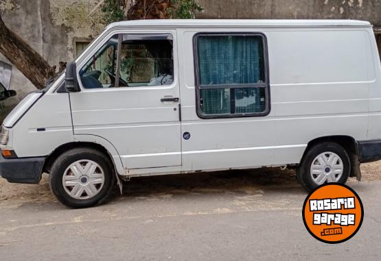 Utilitarios - Renault Trafic 1993 GNC 1Km - En Venta