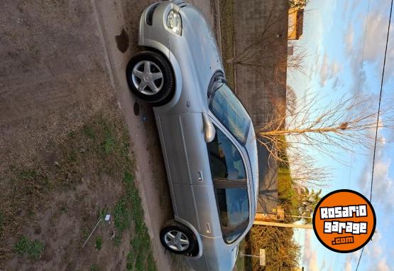 Autos - Chevrolet Classic 2013 Nafta 125000Km - En Venta