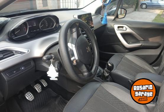 Autos - Peugeot 208 Feline 2019 GNC 96600Km - En Venta