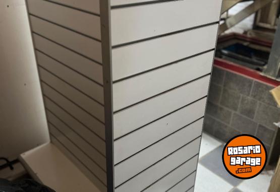 Indumentaria - Exhibidor central cabecera - En Venta