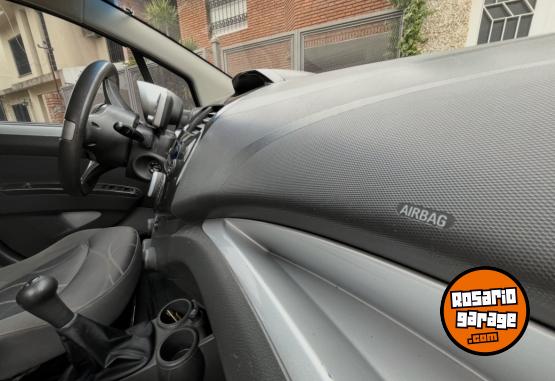 Autos - Chevrolet Spark 2011 Nafta 140000Km - En Venta