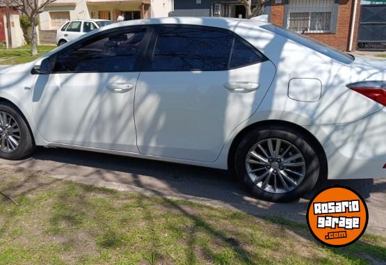 Autos - Toyota Corolla XEI 2017 Nafta 110000Km - En Venta