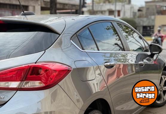 Autos - Chevrolet Cruze Premier 2022 Nafta 74000Km - En Venta
