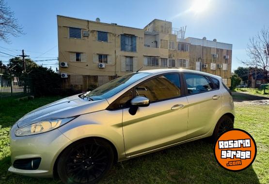 Autos - Ford Fiesta SE 2015 Nafta 96000Km - En Venta