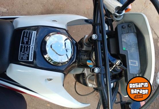 Motos - Honda 2019 honda tornado 250 2019 Nafta 5600Km - En Venta