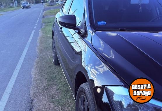 Autos - Volkswagen Polo Track 2024 Nafta 21000Km - En Venta