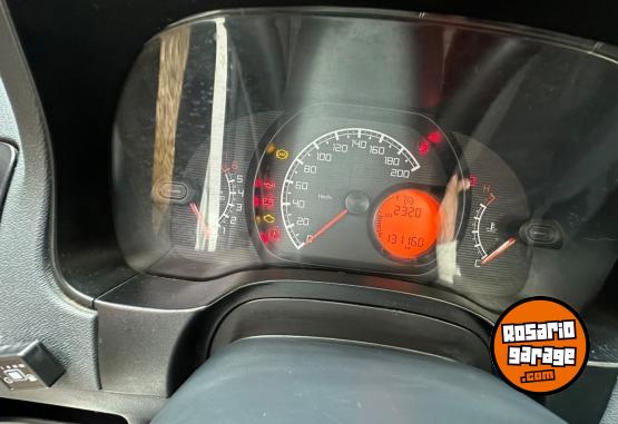 Autos - Fiat Siena EL 2017 GNC 131000Km - En Venta