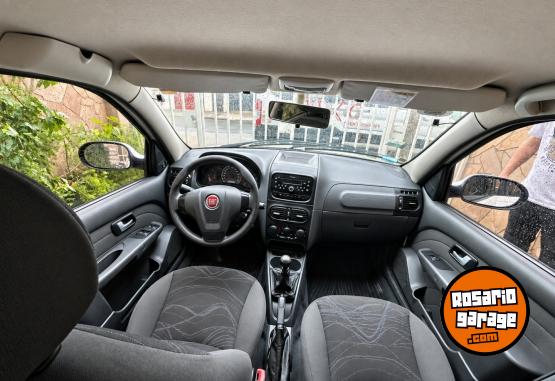 Autos - Fiat siena 2017 Nafta 131000Km - En Venta