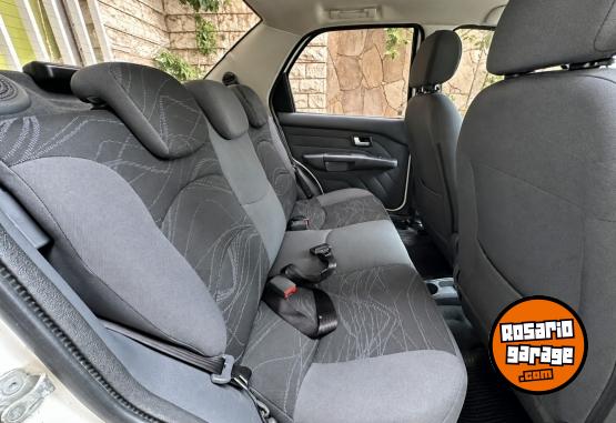Autos - Fiat siena 2017 Nafta 131000Km - En Venta