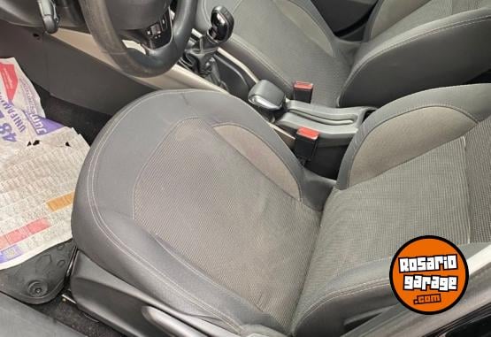 Autos - Peugeot 2008 2016 Nafta 90000Km - En Venta