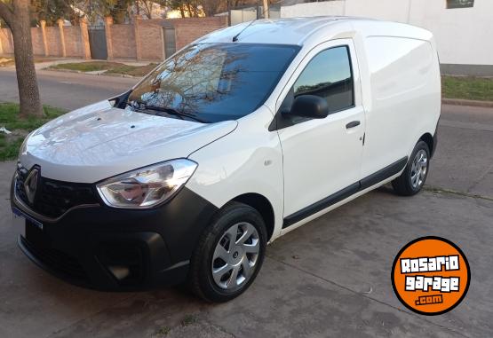 Utilitarios - Renault Kangoo 2023 GNC - En Venta