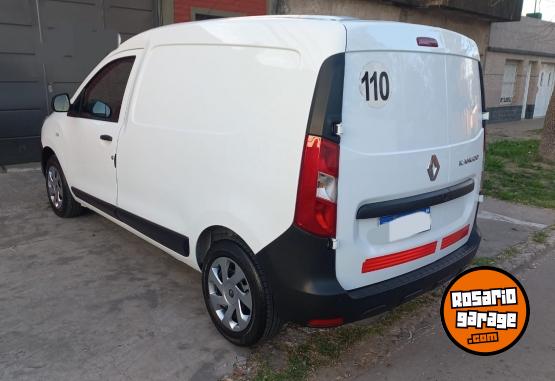 Utilitarios - Renault Kangoo 2023 GNC - En Venta
