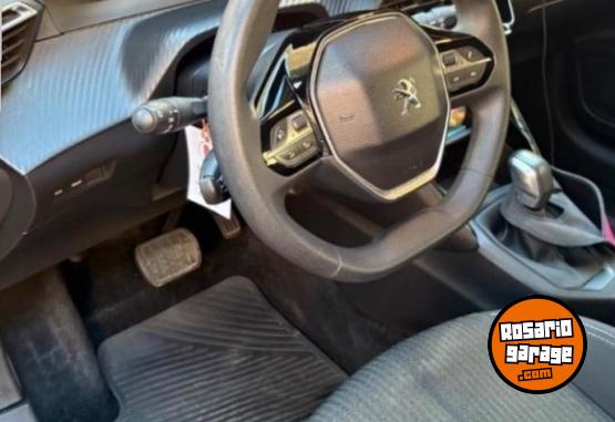 Autos - Peugeot 208 2021 Nafta 164000Km - En Venta