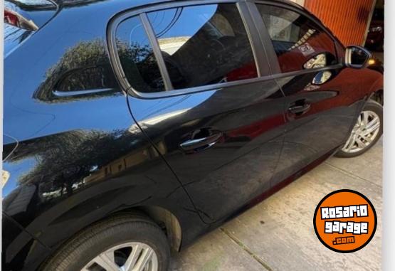 Autos - Peugeot 208 2021 Nafta 164000Km - En Venta