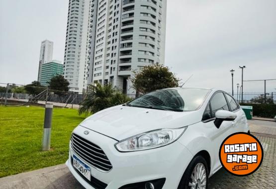 Autos - Ford Fiesta kinetic 1.6 Se 2017 Nafta 60000Km - En Venta