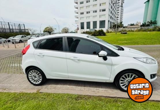 Autos - Ford Fiesta kinetic 1.6 Se 2017 Nafta 60000Km - En Venta