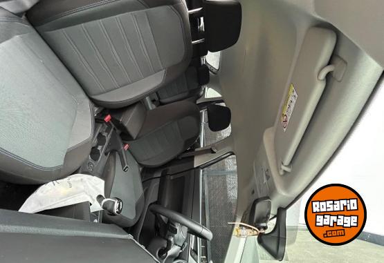 Autos - Volkswagen Nivus 2024 Nafta 40000Km - En Venta